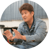 代表取締役の榎本健の写真